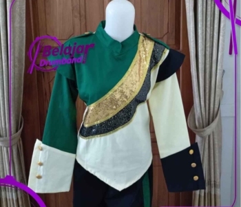 Ingin tampilan tim drumband yang memukau dan seragam yang nyaman dipakai? Belajar Drumband hadir sebagai solusi lengkap pembuatan baju drumband untuk semua jenjang TK, SD, SMP, SMA hingga marching band profesional. Kenapa pilih Belajar Drumband? ✅ Desain eksklusif & elegan bisa custom sesuai tema tim Anda ✅ Bahan premium & nyaman dipakai kuat, tidak panas, dan cocok untuk outdoor performance ✅ Jahit rapi & presisi tinggi hasil produksi berstandar tinggi seperti Tajusa Drumband ✅ Harga produsen langsung cocok untuk pemesanan besar maupun satuan ✅ Pelayanan fast response & profesional Tersedia portofolio desain & hasil jadi tinggal pilih atau custom desain sendiri! Konsultasi & pemesanan: WA 0812-2742-814 Kirim ke seluruh Indonesia