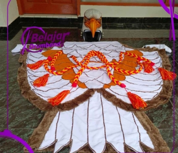 Maskot Kepala Elang