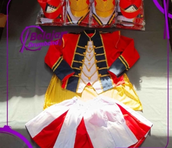 Seragam Drumband Wanita Hijab