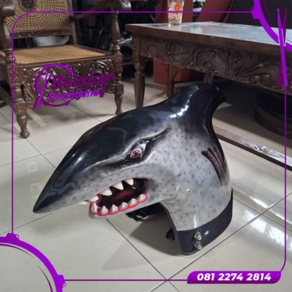 Maskot Kepala Hiu