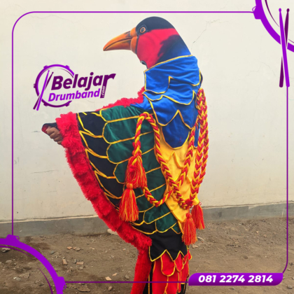 Maskot kepala Burung Nuri