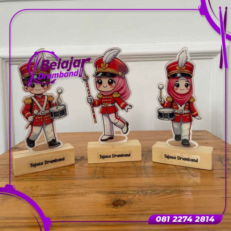 Souvenir Drumband yang Keren dan Fungsional